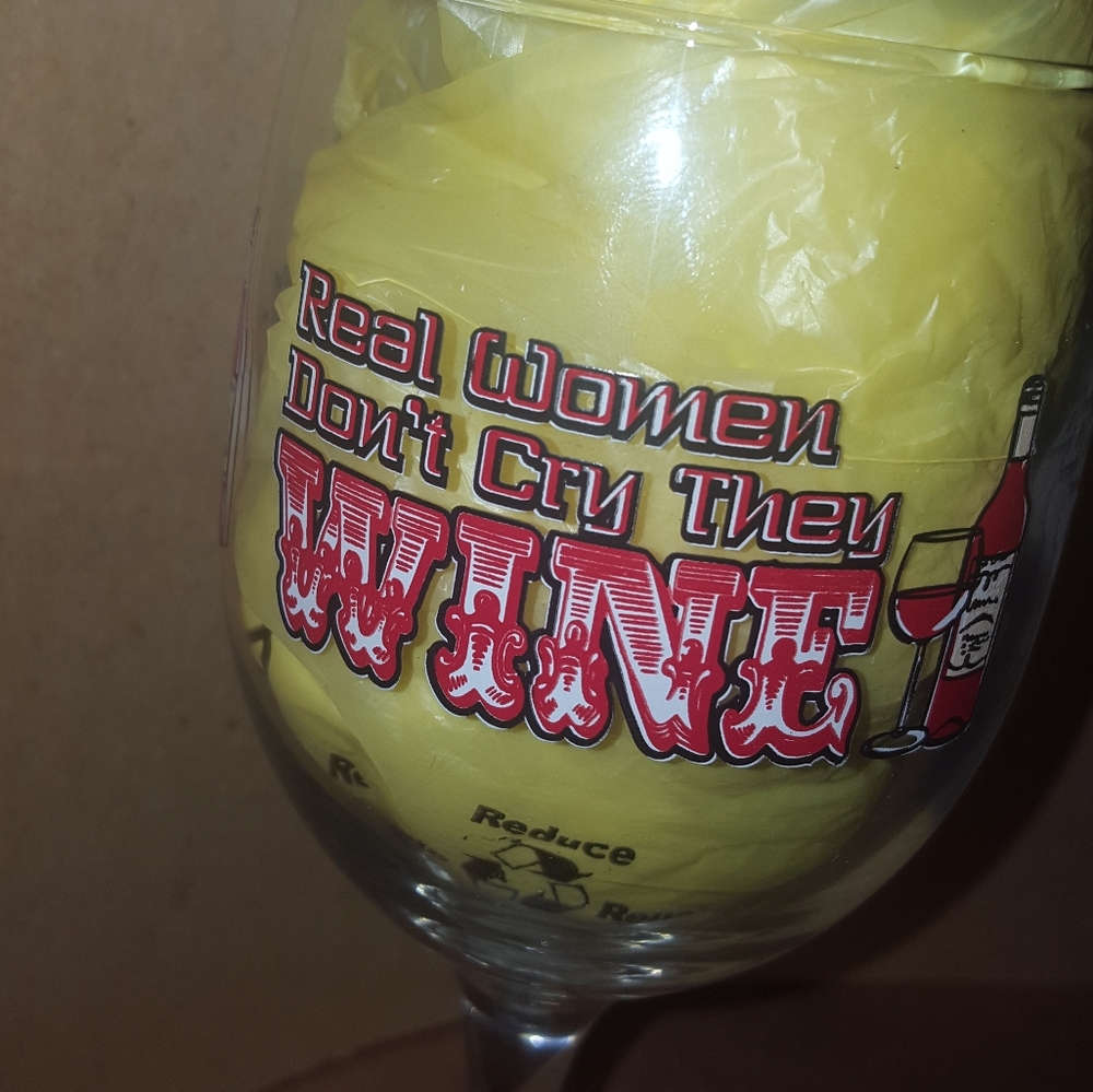 4pc New Wine Glass Real Women Don't Cry They WINE - Picture 6 of 16